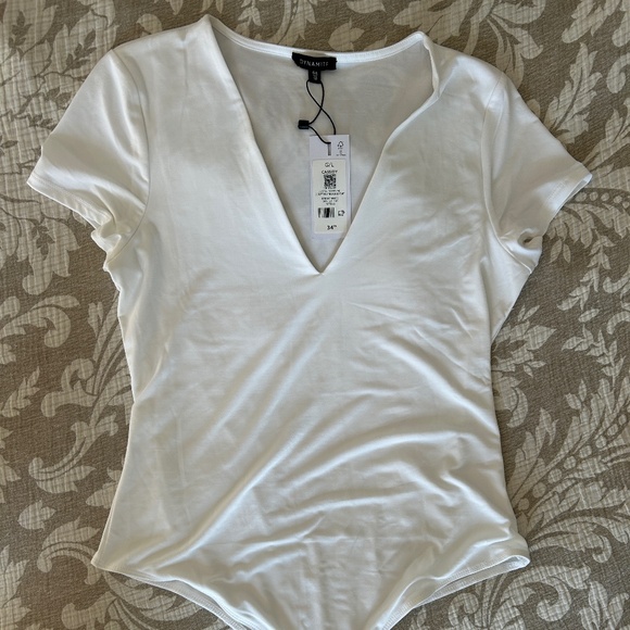 Dynamite Sculpt V Neck Bodysuit - Picture 1 of 3